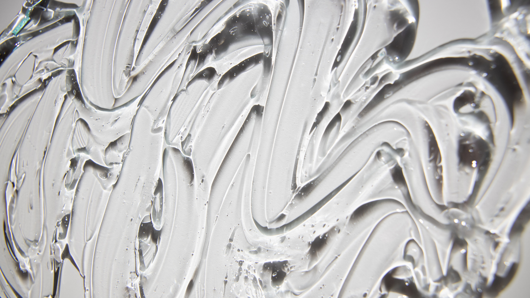 Humectants in Skincare: How Hyaluronic Acid, Glycerin, Panthenol, & More