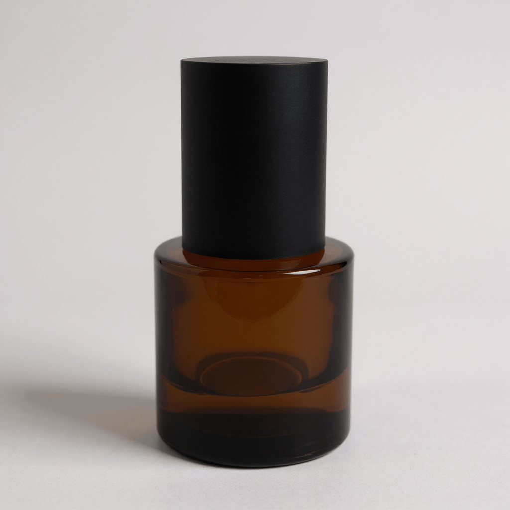 Pravada Private Label Premium Soho Amber Bottle with Sprayer - 30ml