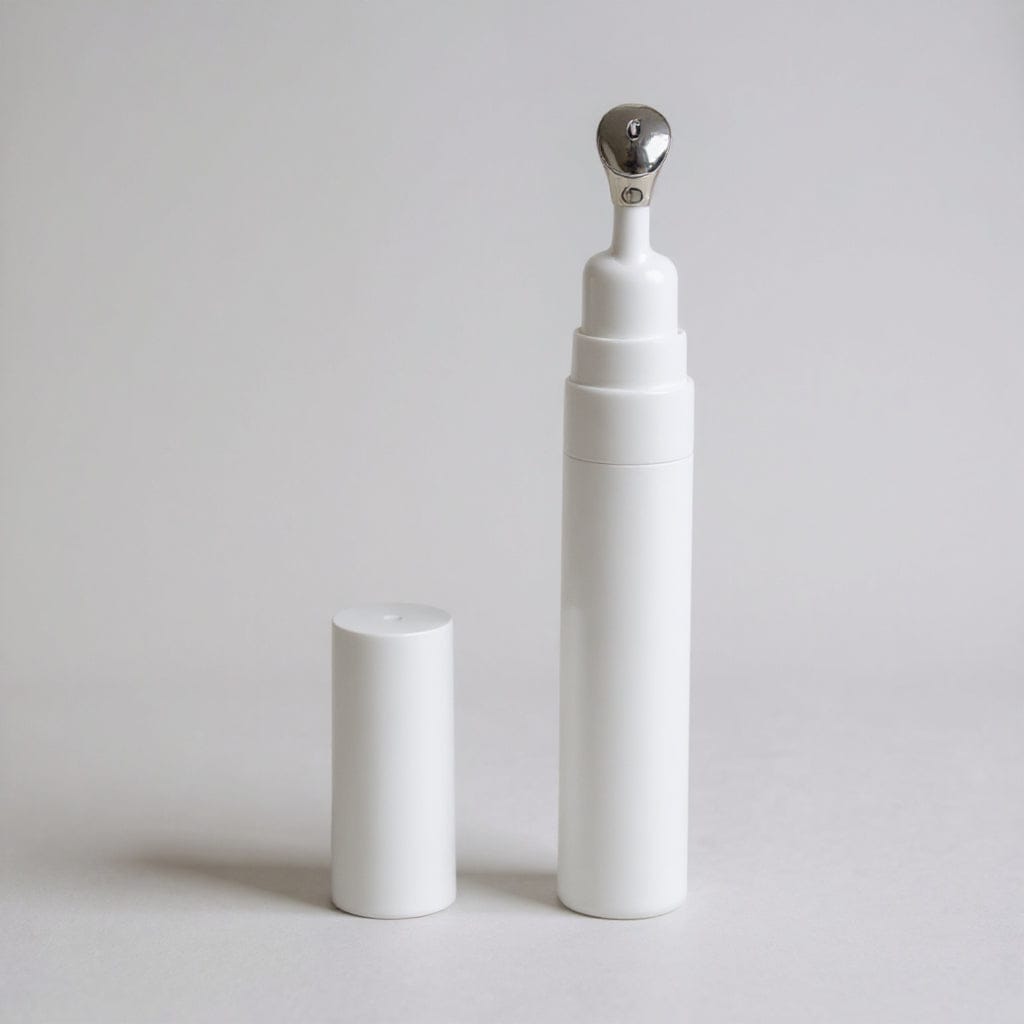 Pravada Private Label Premium White Airless with Metal Applicator - 15ml