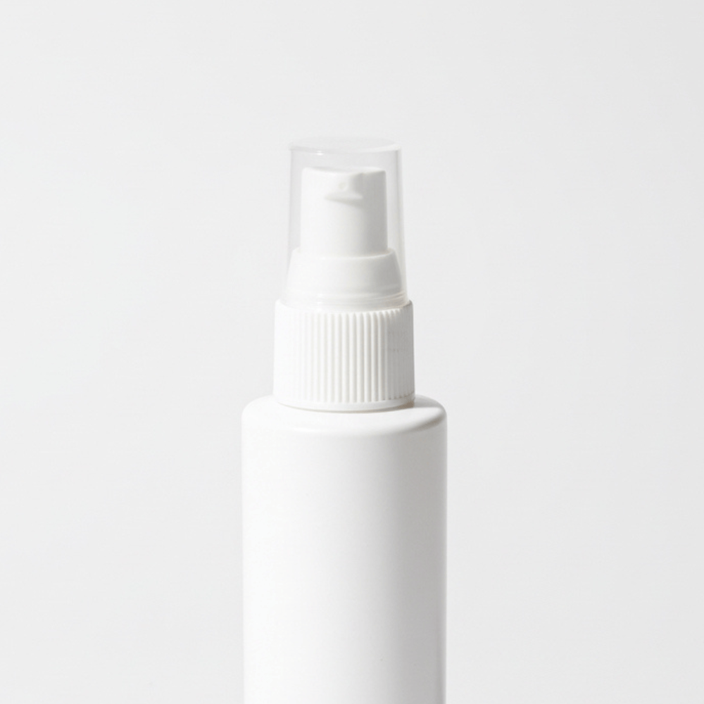 Pravada private Label Ribbed White Treatment Pump - 20-410