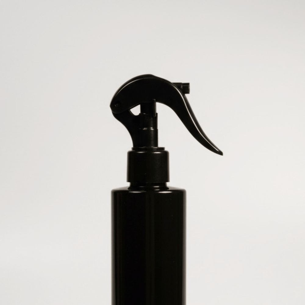 Pravada private Label Smooth Black Trigger Sprayer - 24-410